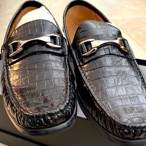 Sak’s fifth Avenue black crocodile leather shoes. Mens size 12